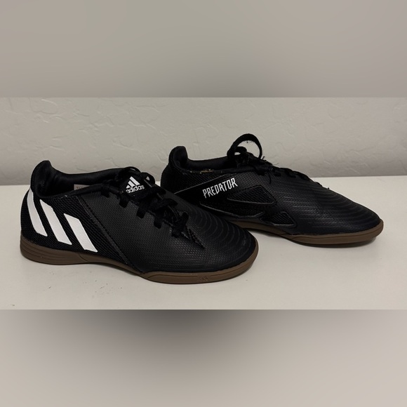 Adidas Kids Predator Edge Black indoor Soccer Shoes - Picture 1 of 6